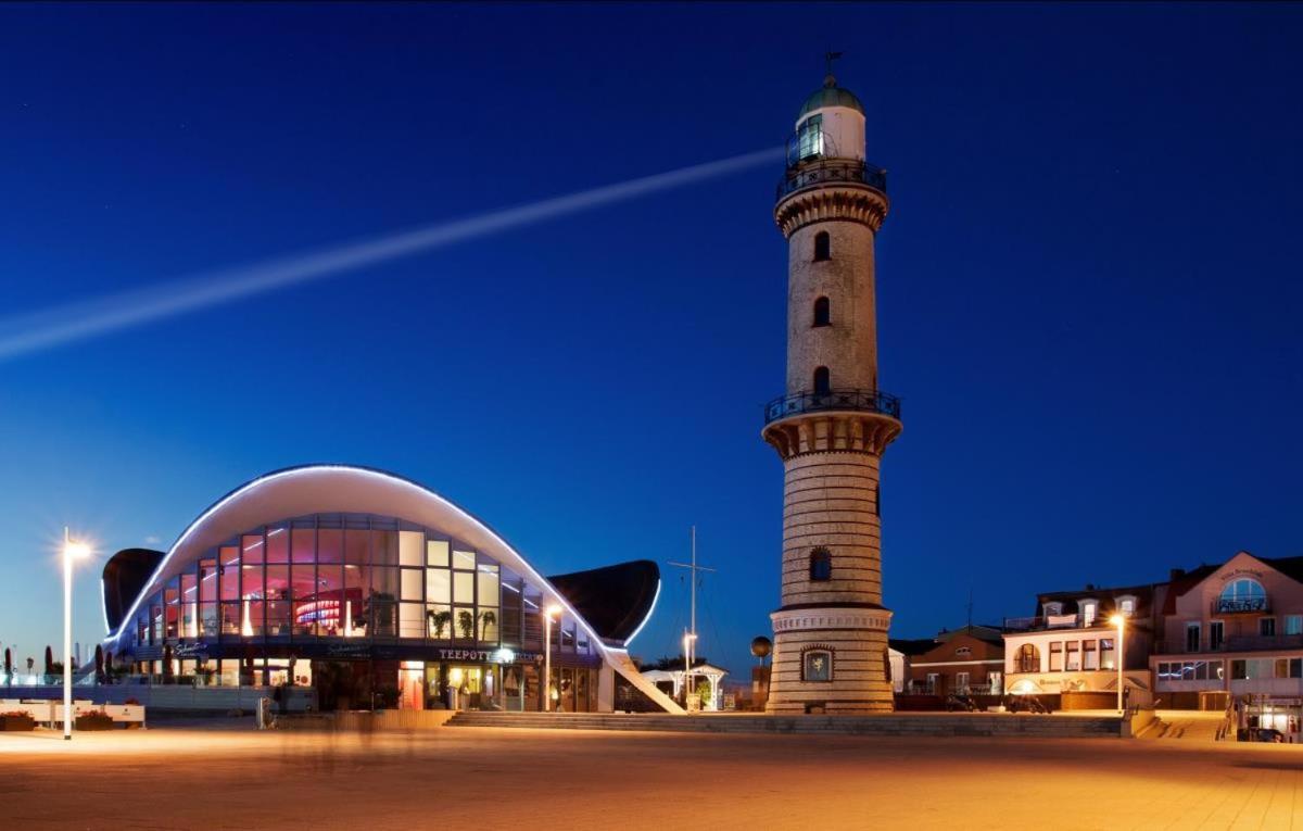 Lotsenhaus/Ostseewelle Rostock Exteriör bild