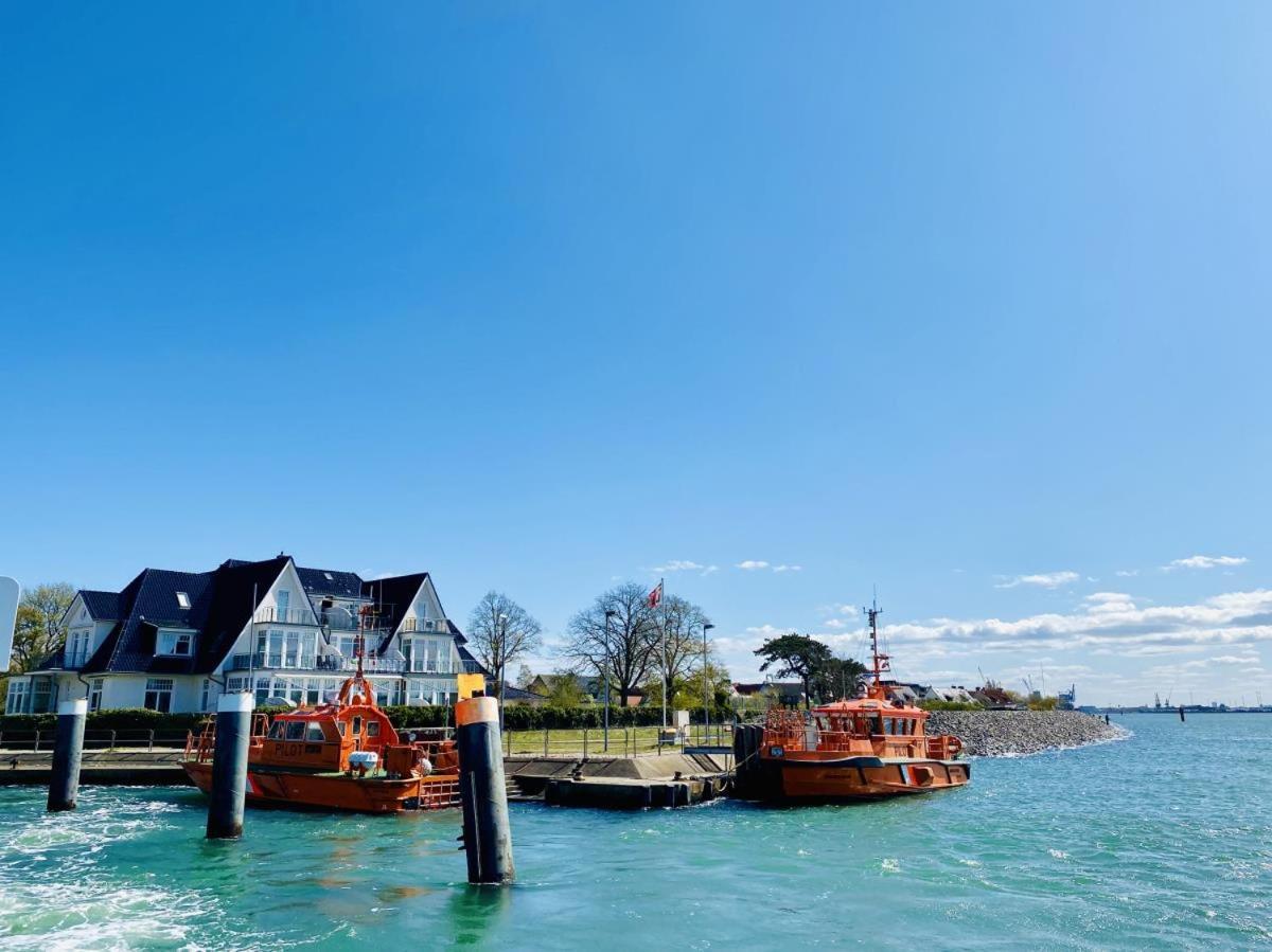 Lotsenhaus/Ostseewelle Rostock Exteriör bild